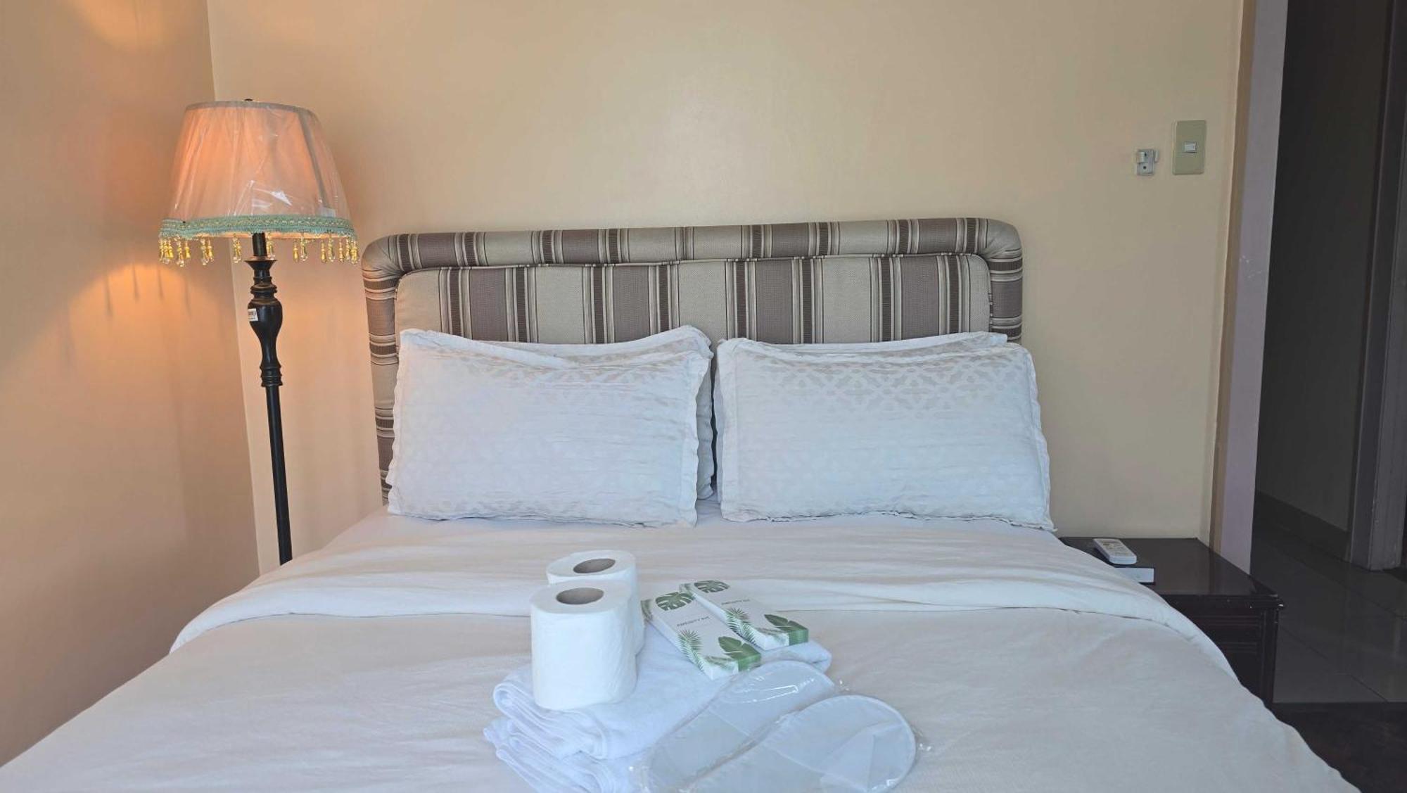 Manila Condotel 2 Bedroom Connected To Robinson Mall By Tripleview Condominium Extérieur photo